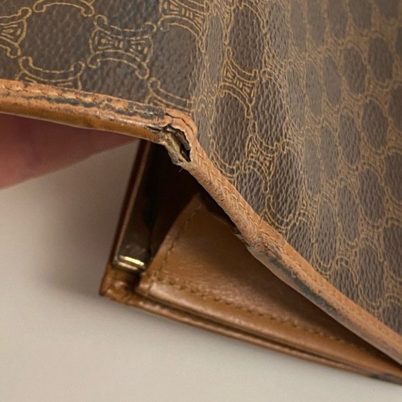 SOLD Vintage Celine Longwallet - Picture 15 of 16